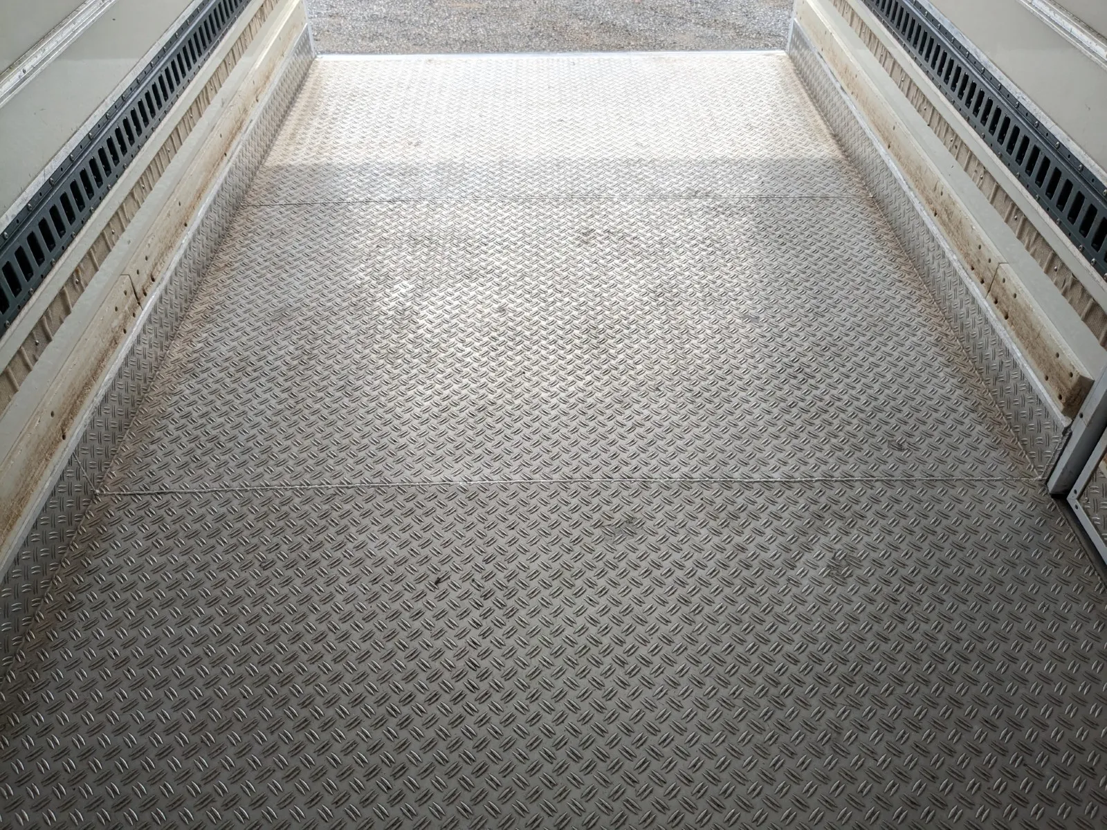 トラック画像