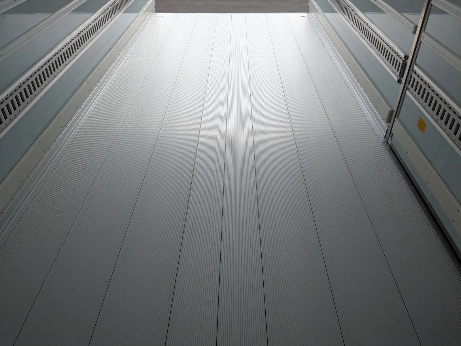 トラック画像