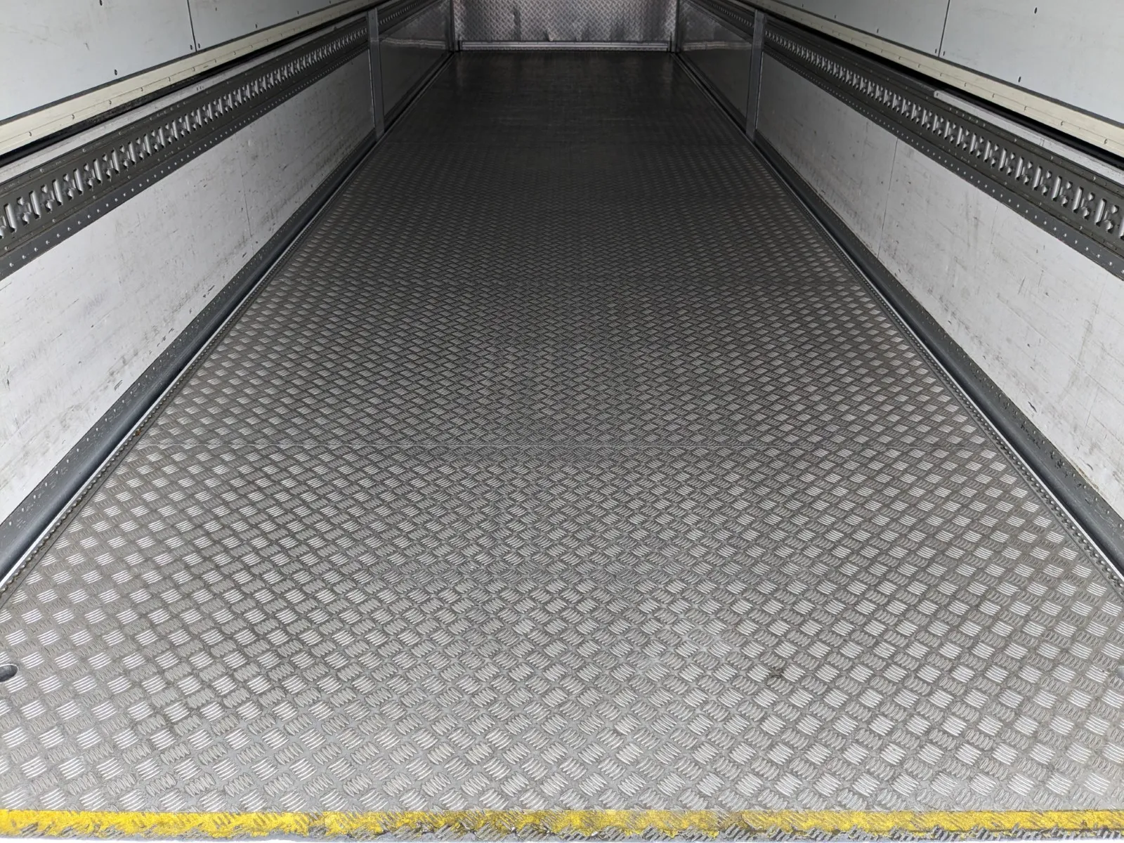 トラック画像