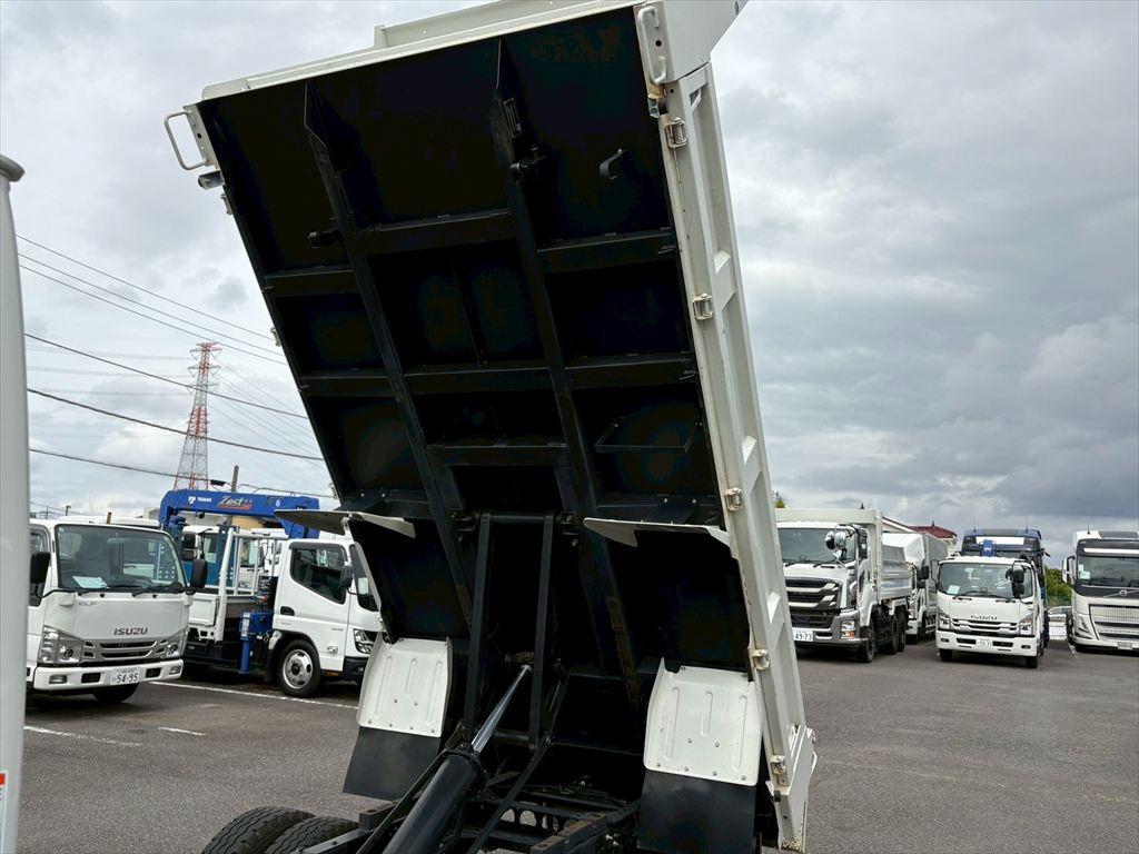 トラック画像
